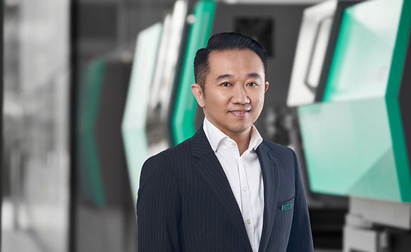Mitchell Yang is the new Managing Director of Arburg in Taiwan, succeeding Michael Huang (Courtesy Arburg)