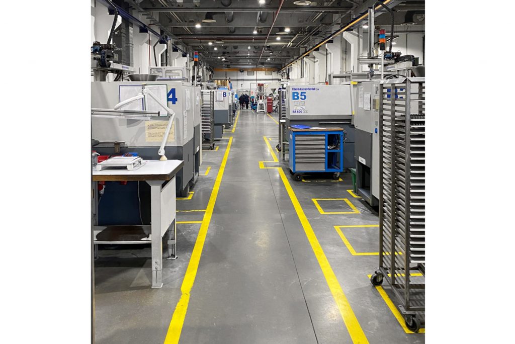 Fig. 3 The injection moulding hall at AFT-Hungary contains thirteen Battenfeld injection moulding machines (Courtesy AFT-Hungary)