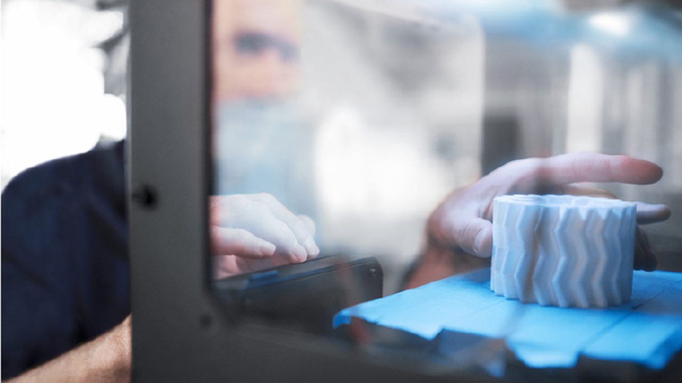 Fig. 3 Krahn Ceramics is actively involved in the development and production of materials for ceramic Additive Manufacturing (Courtesy Krahn Ceramics)